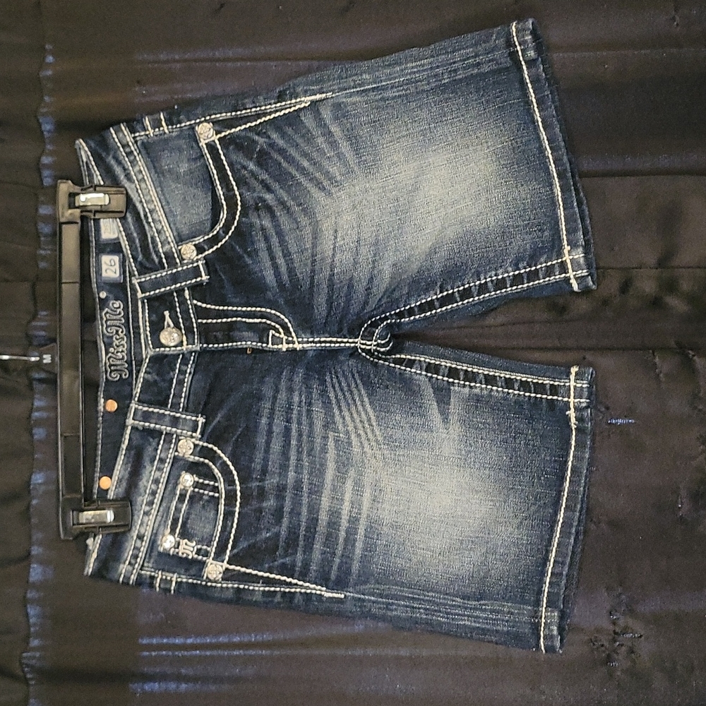 Miss Me Shorts sz 26